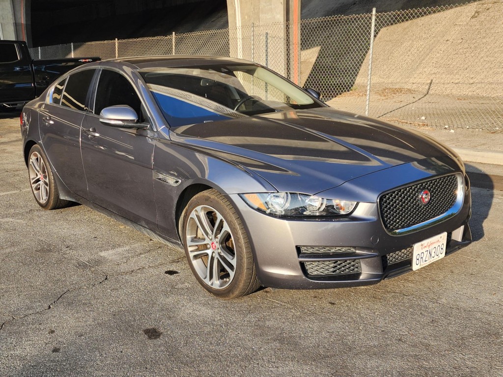 2017 Jaguar XE