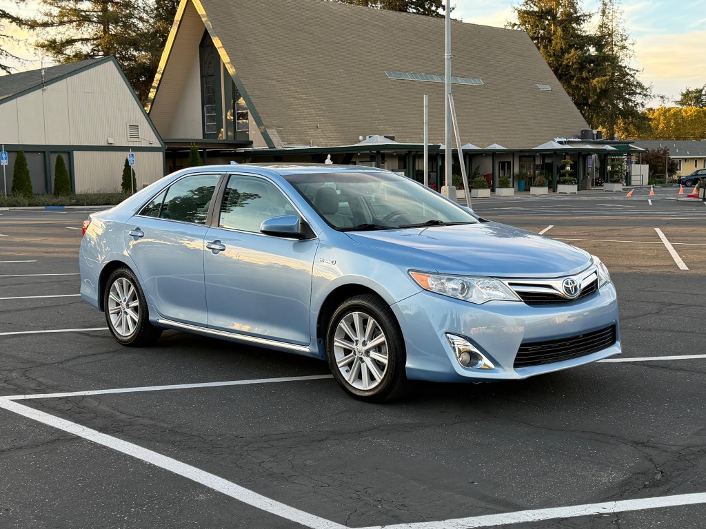 2013 Toyota Camry XLE Hybrid