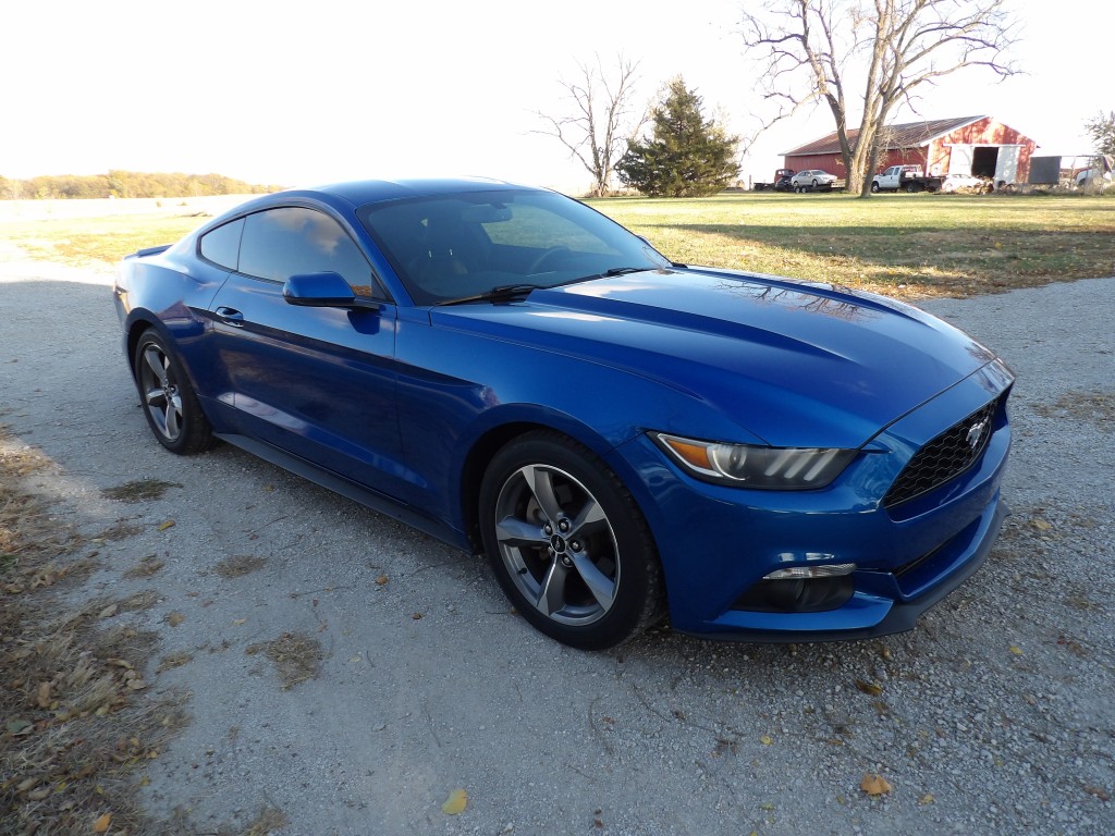 2017 Ford Mustang EcoBoost Premium