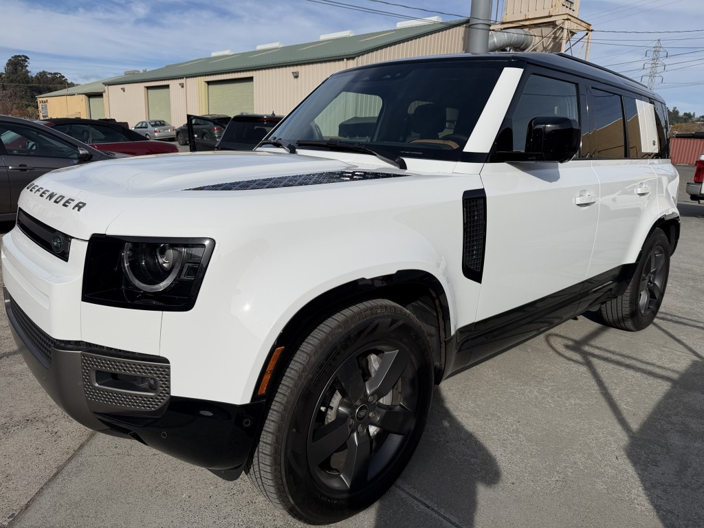 2024 Land Rover Defender