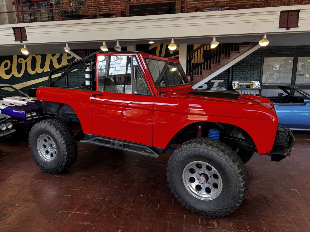 1977 FORD BRONCO