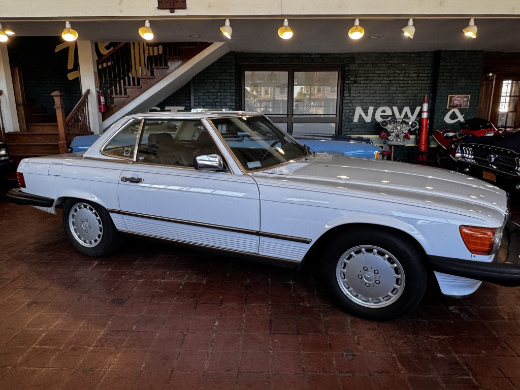 1987 Mercedes-Benz SL-Class
