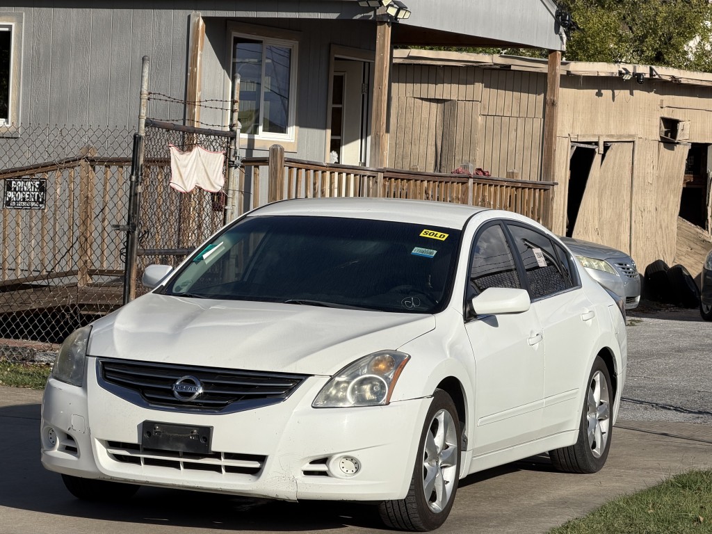 2011 Nissan Altima S