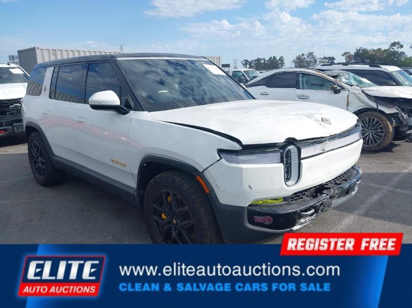 2023 RIVIAN R1S