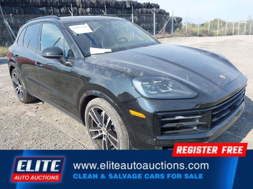 2024 PORSCHE CAYENNE