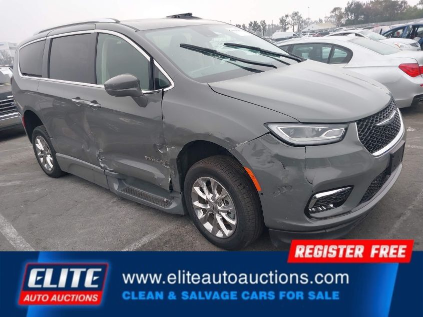 2021 CHRYSLER PACIFICA