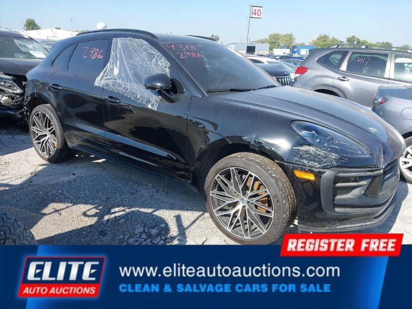 2024 PORSCHE MACAN