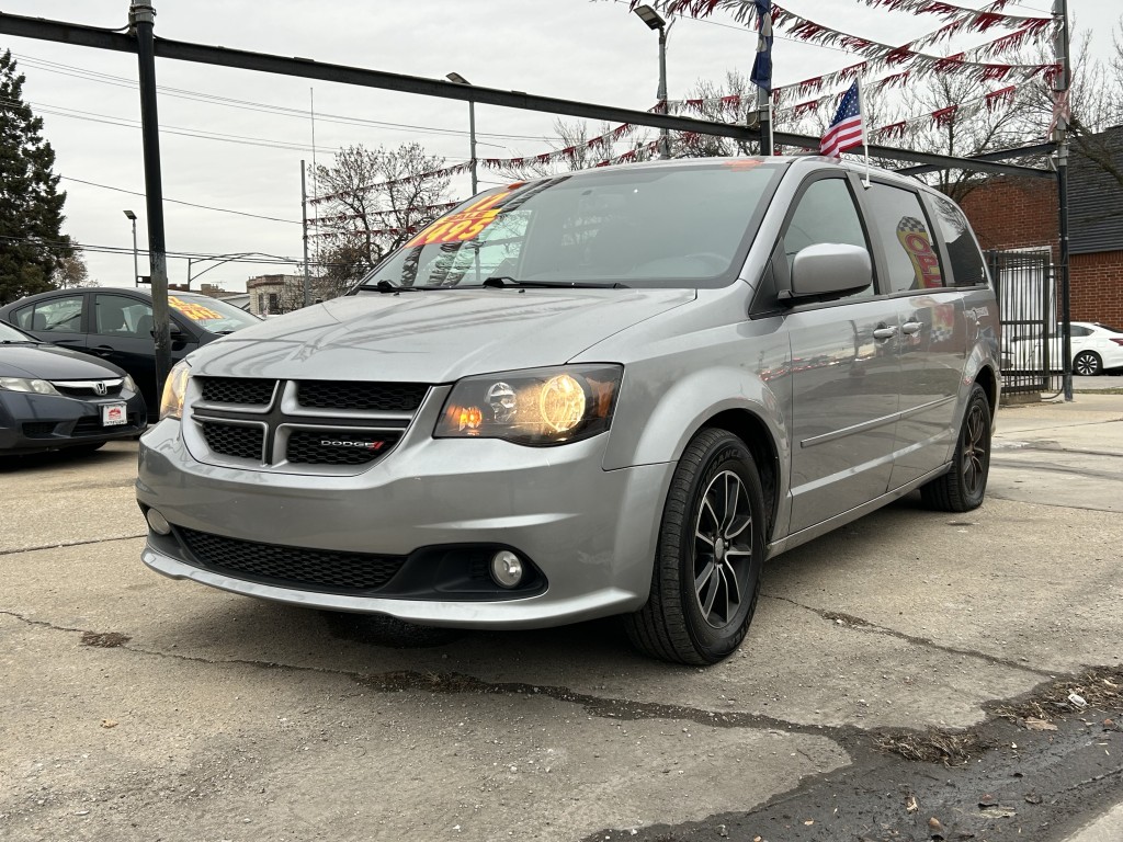 2017 Dodge Grand Caravan GT's photo