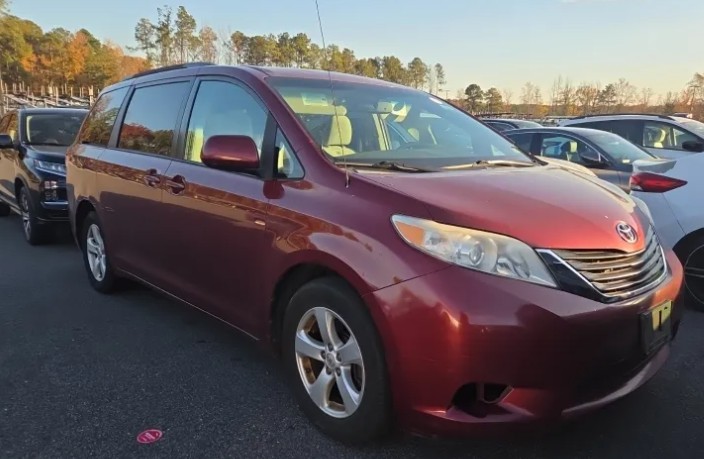 2013 Toyota Sienna