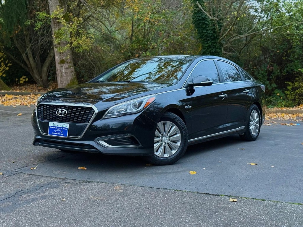 2017 Hyundai Sonata hybrid