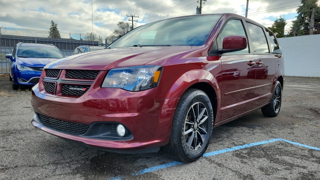 2017 Dodge Grand Caravan GT photo 4