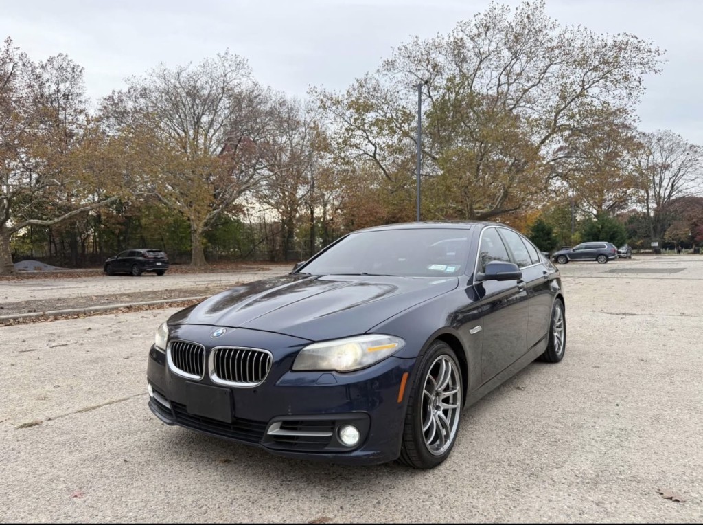 2016 BMW 528Xi