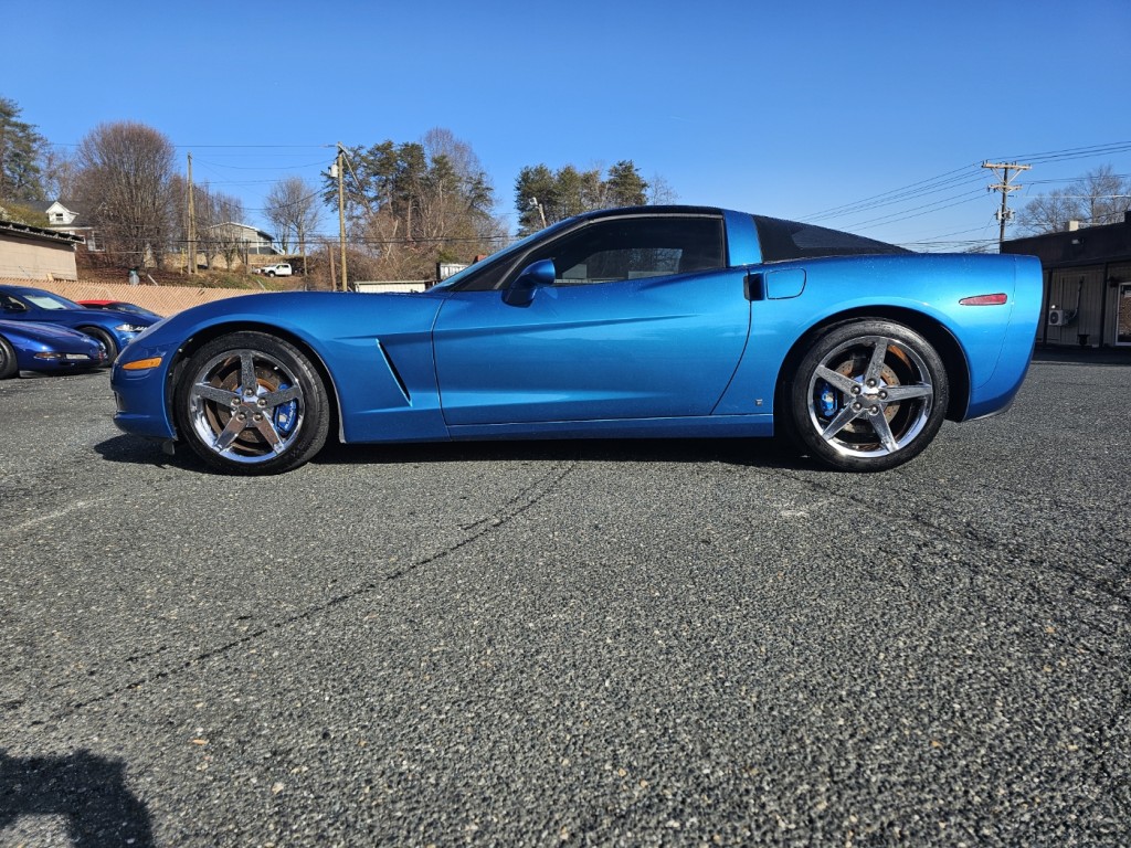 2008 Chevrolet Corvette 4LT photo 2