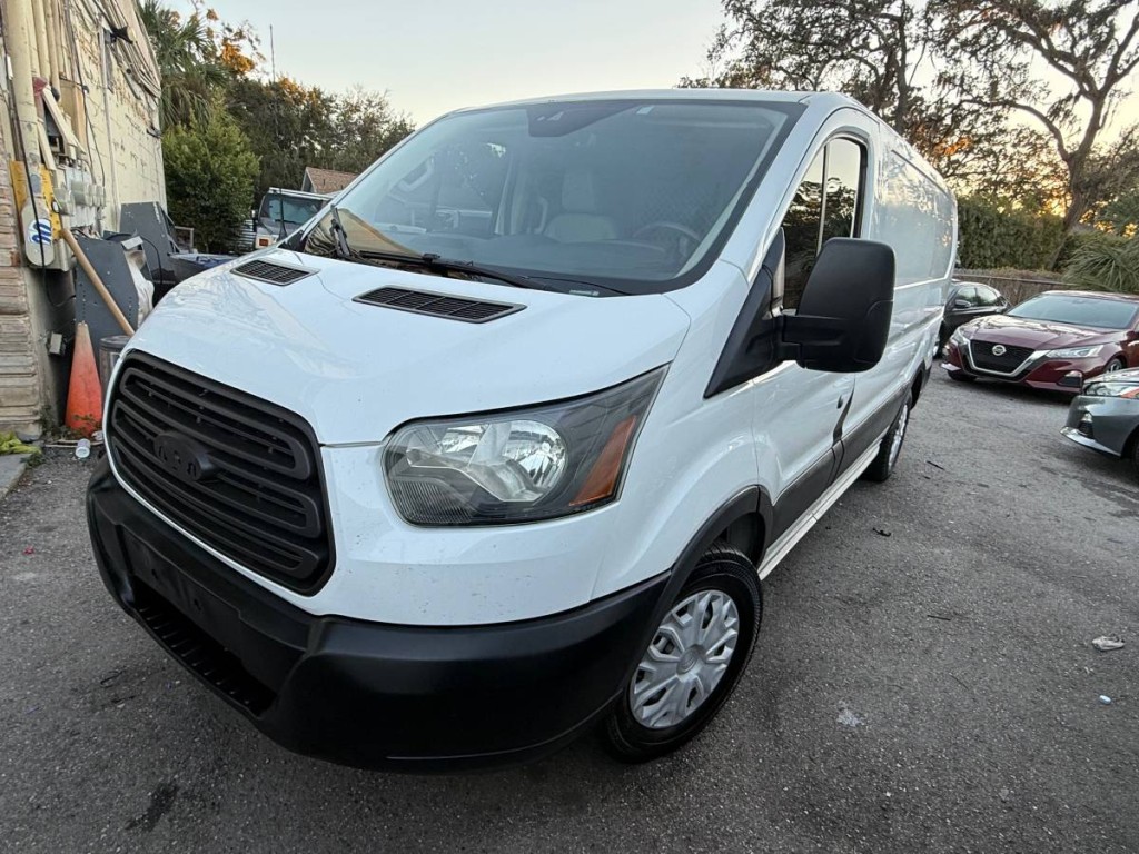 2016 Ford Transit Base