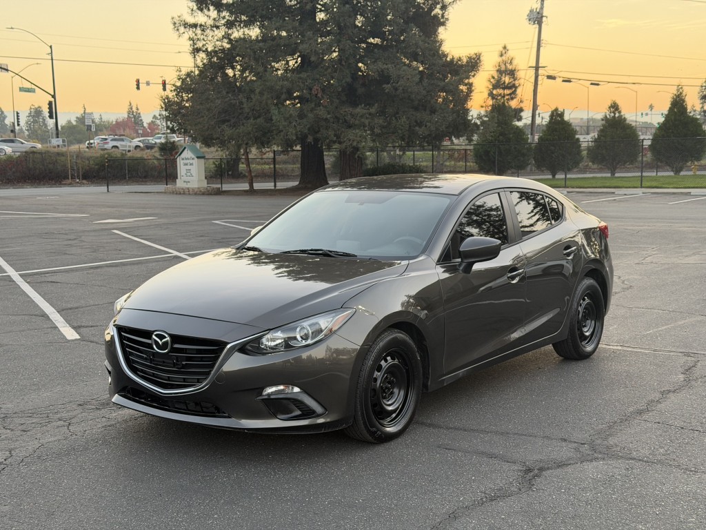 2016 Mazda MAZDA3 i Sport