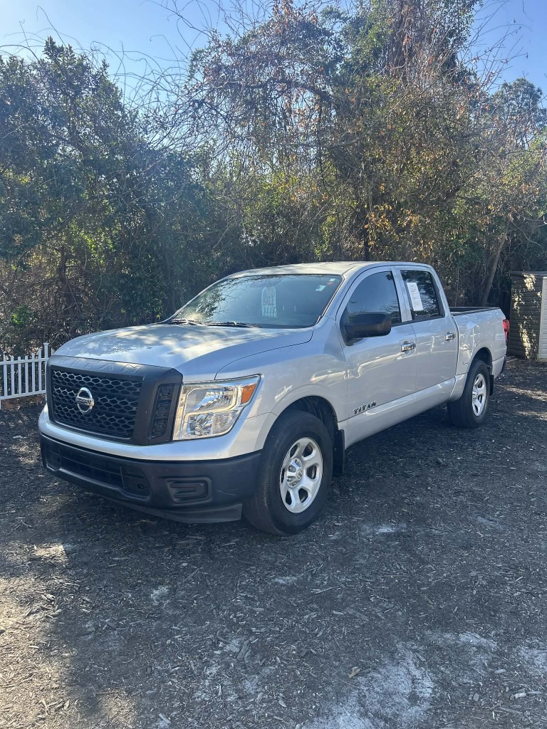 2017 Nissan Titan