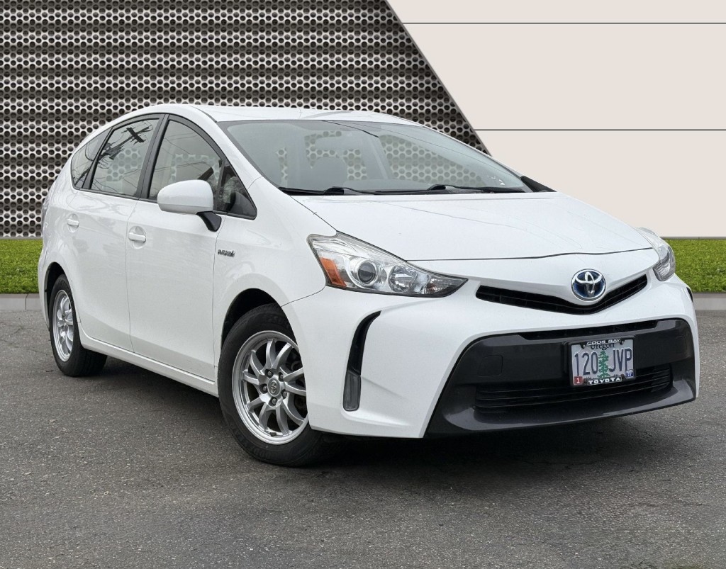 2016 Toyota Prius v