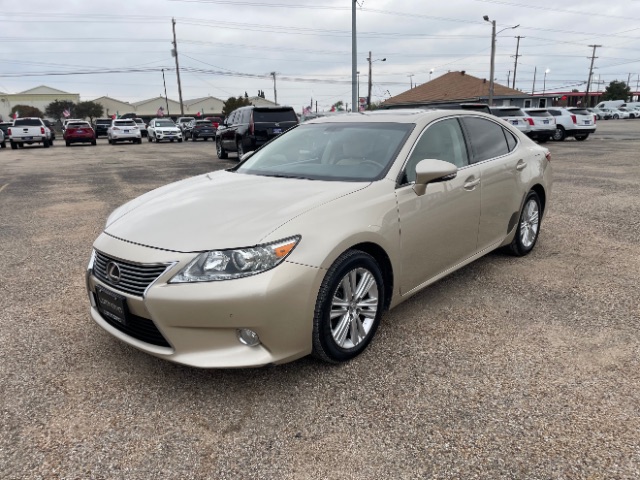 2014 Lexus ES 350's photo