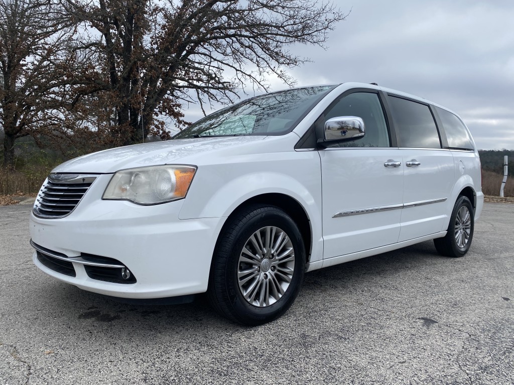 2015 Chrysler Town & Country