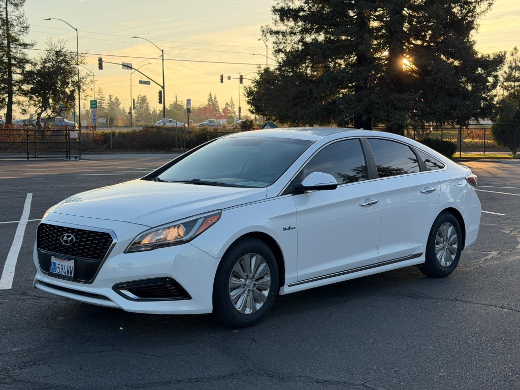 2016 Hyundai Sonata hybrid