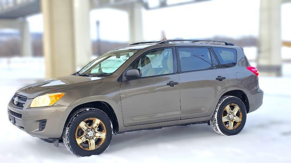 2011 Toyota RAV4 Base's photo