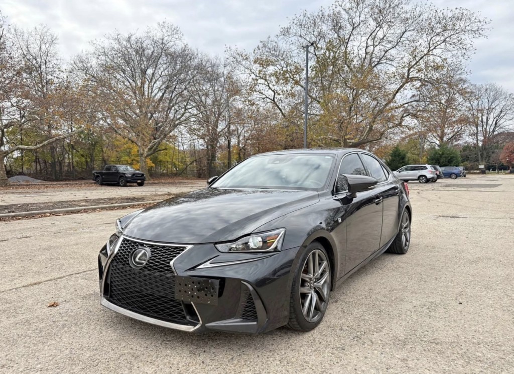 2017 Lexus IS