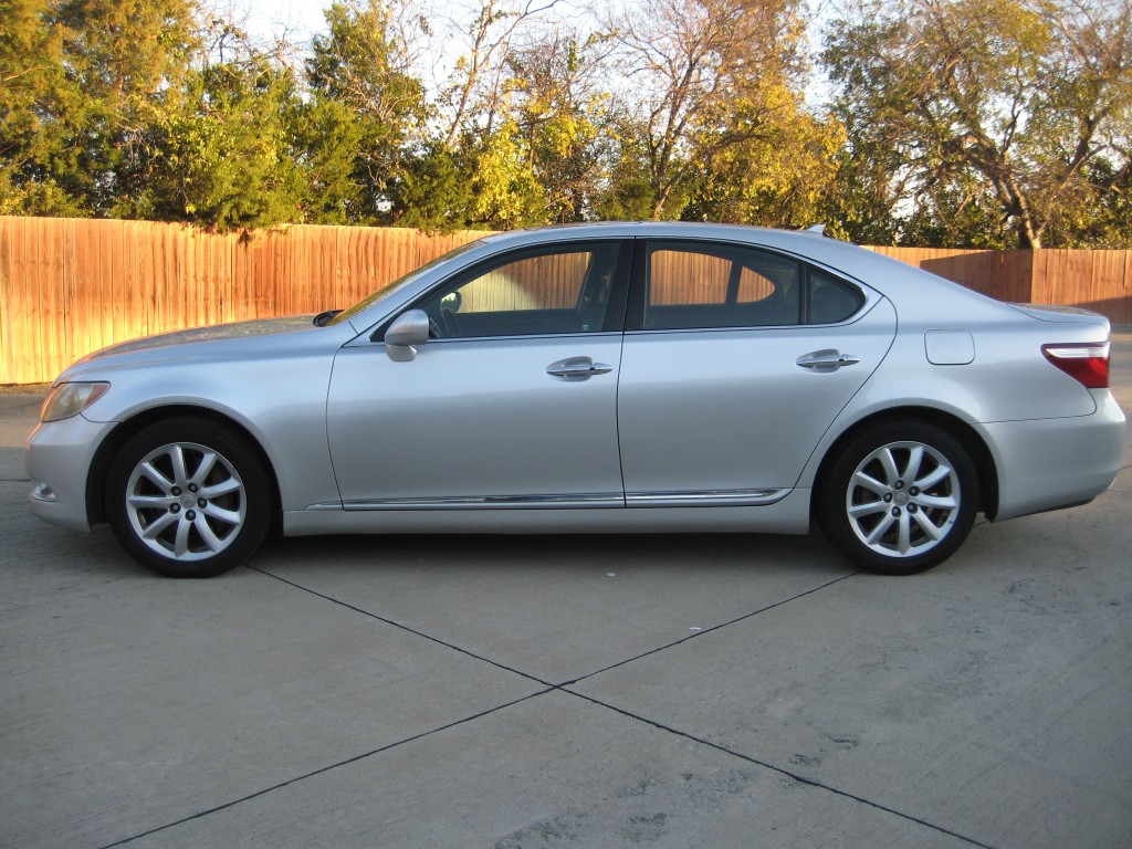 2007 Lexus LS 460