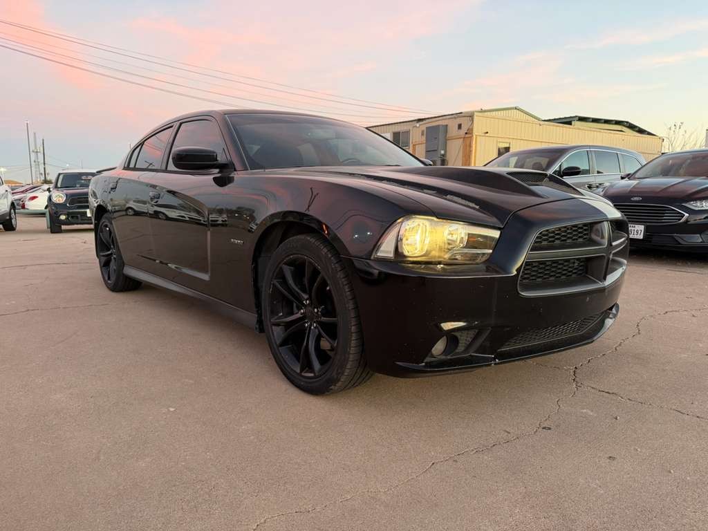 2013 Dodge Charger R/T's photo