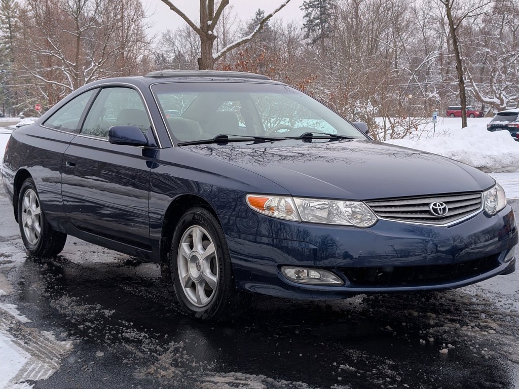 2002 Toyota Camry Solara SE's photo