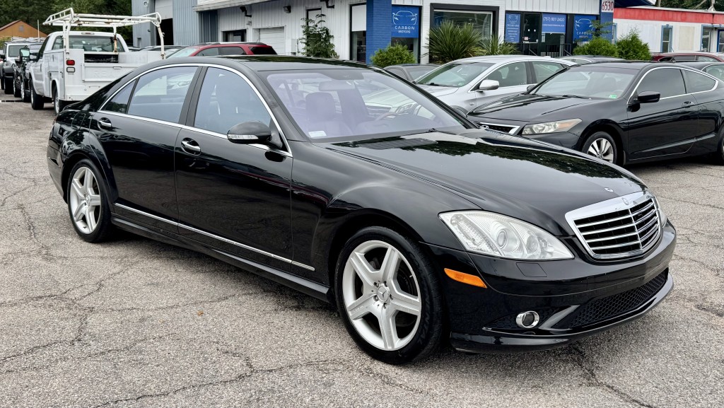 2007 Mercedes-Benz S-Class S550's photo