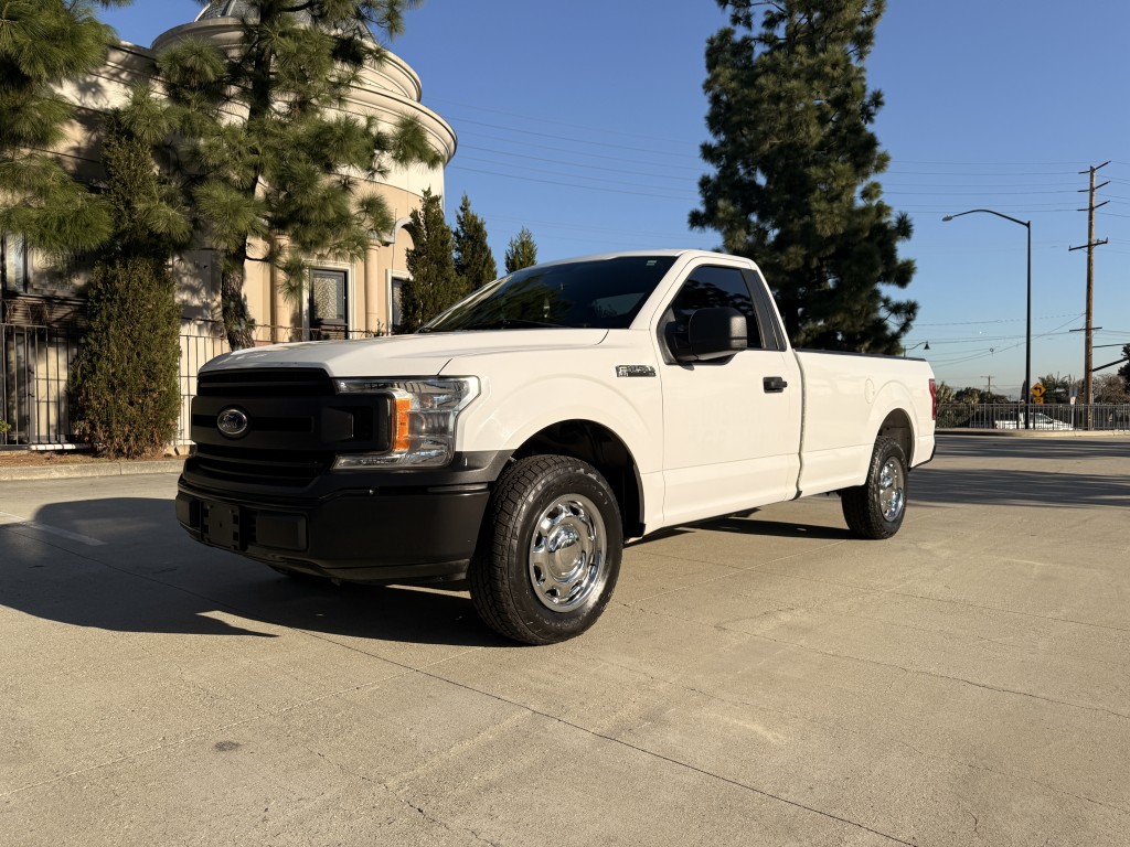 2019 Ford F-150 XL's photo