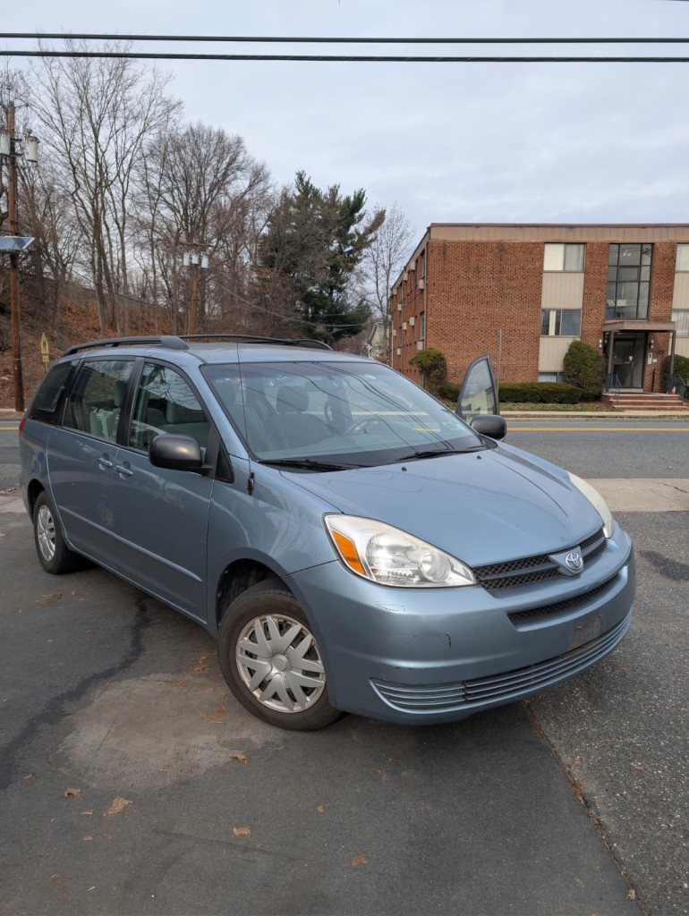 2005 Toyota Sienna
