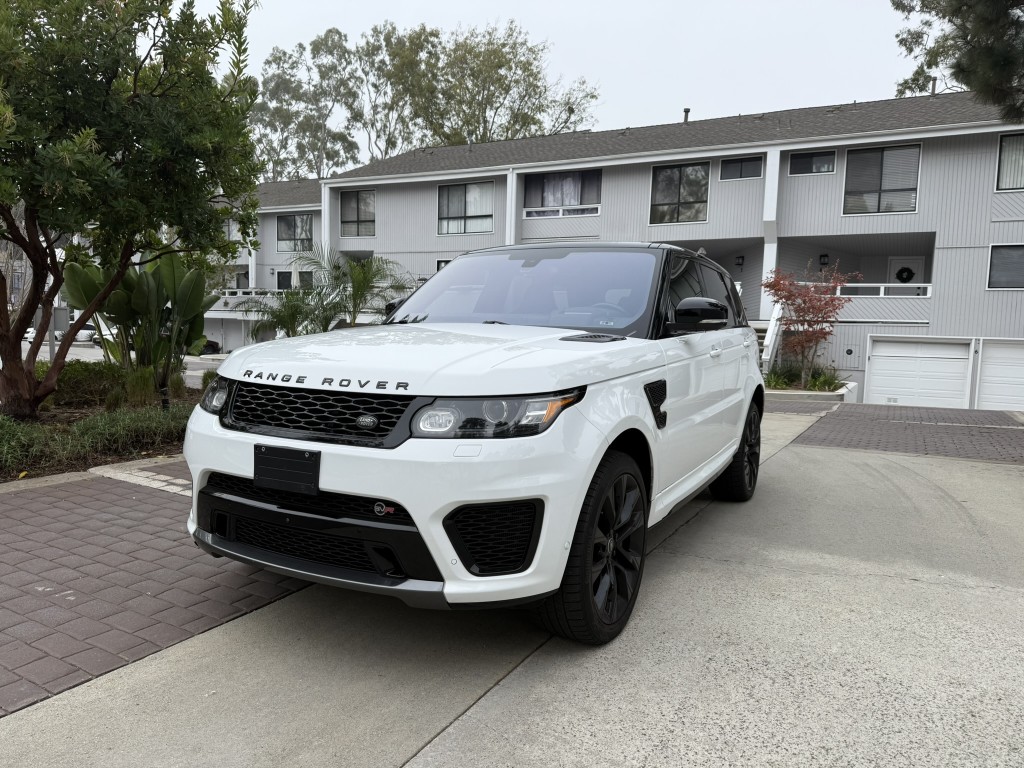 2016 Land Rover Range Rover Sport SVR's photo
