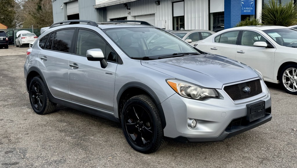 2014 Subaru XV Crosstrek Hybrid Touring's photo