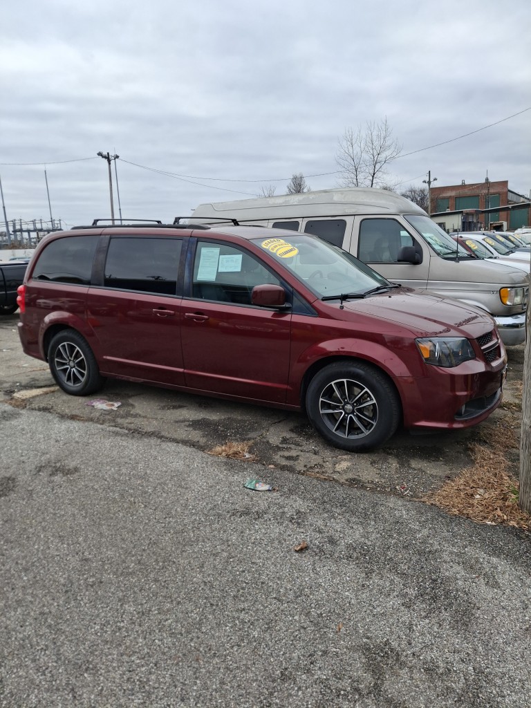 2018 Dodge Grand Caravan GT's photo