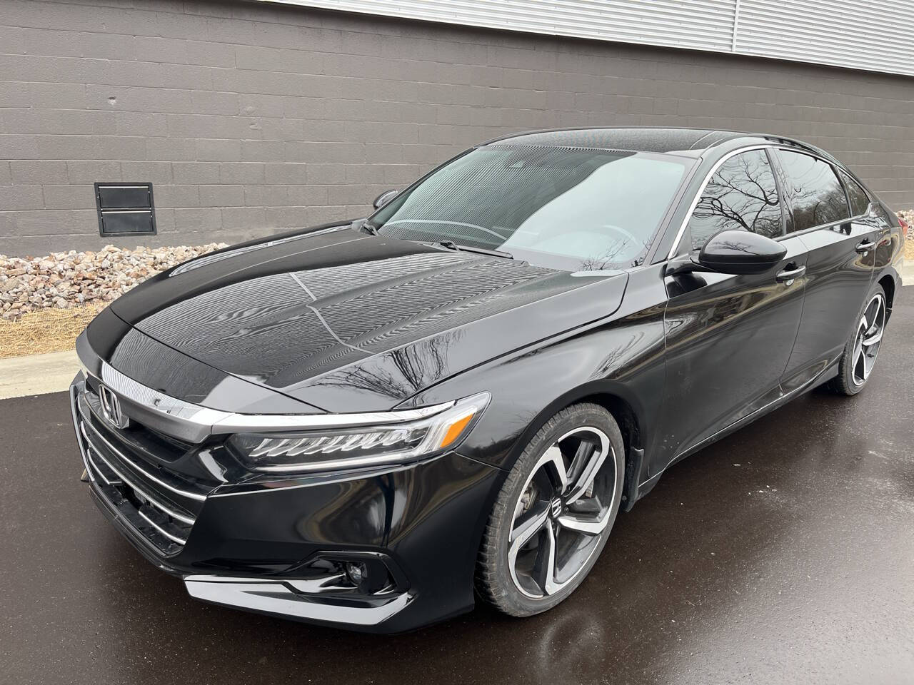 2021 Honda Accord Sport's photo