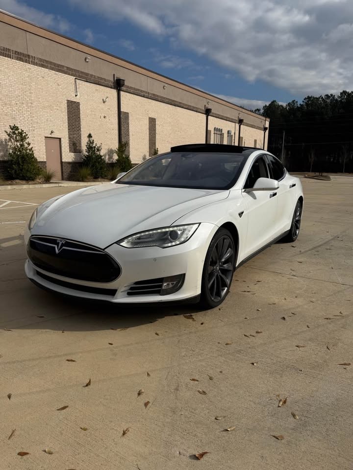 2014 Tesla Model S S