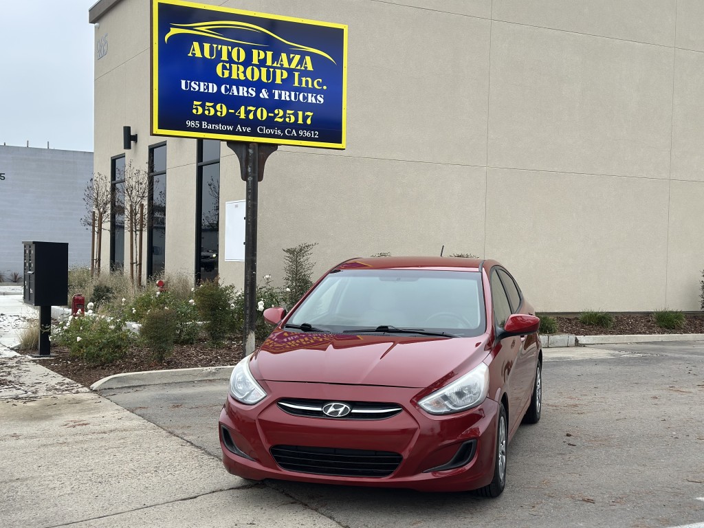 2017 Hyundai Accent SE's photo