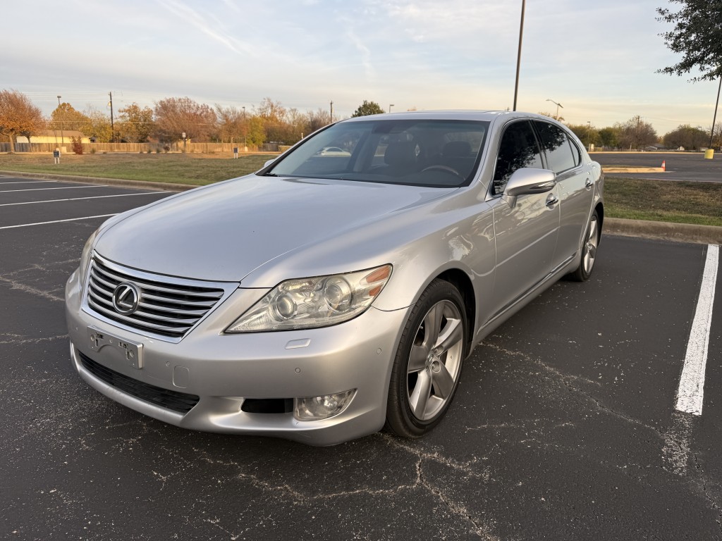 2010 Lexus LS 460