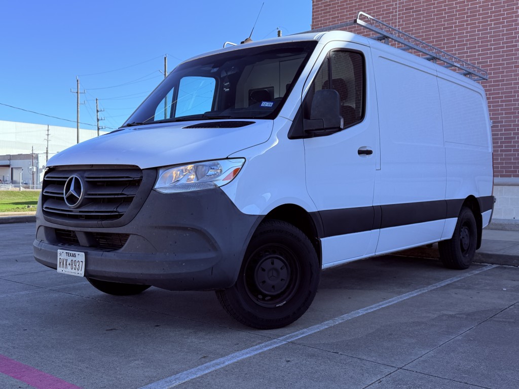 2021 Mercedes-Benz Sprinter Cargo Van Base's photo