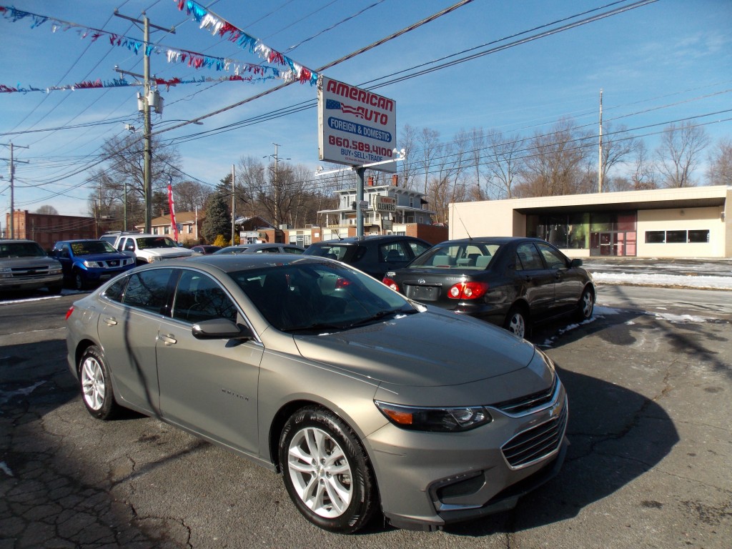 2017 Chevrolet Malibu 1LT's photo