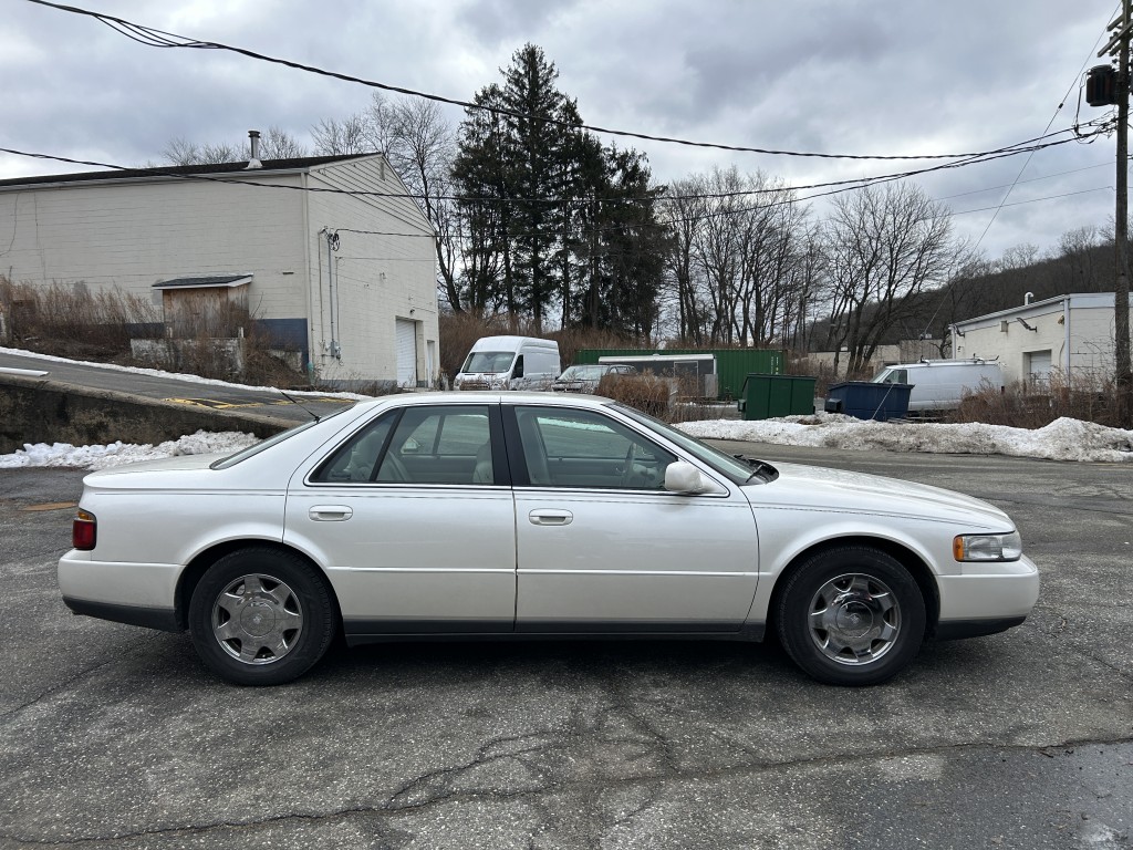 2000 Cadillac SLS