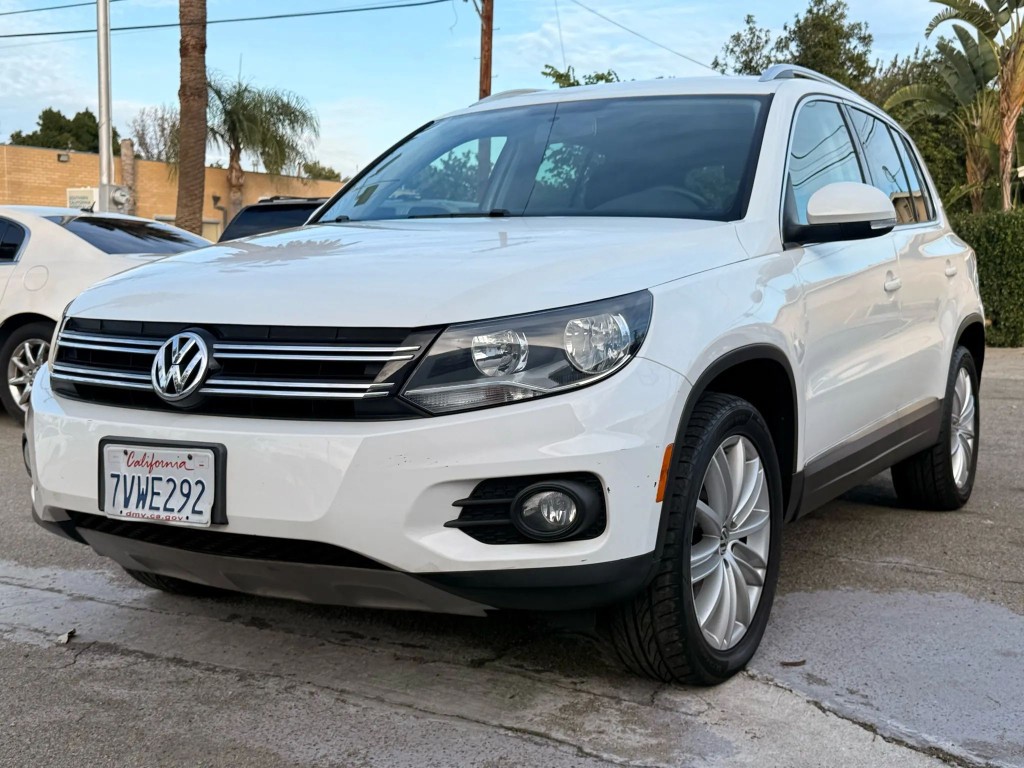 2014 Volkswagen Tiguan SE