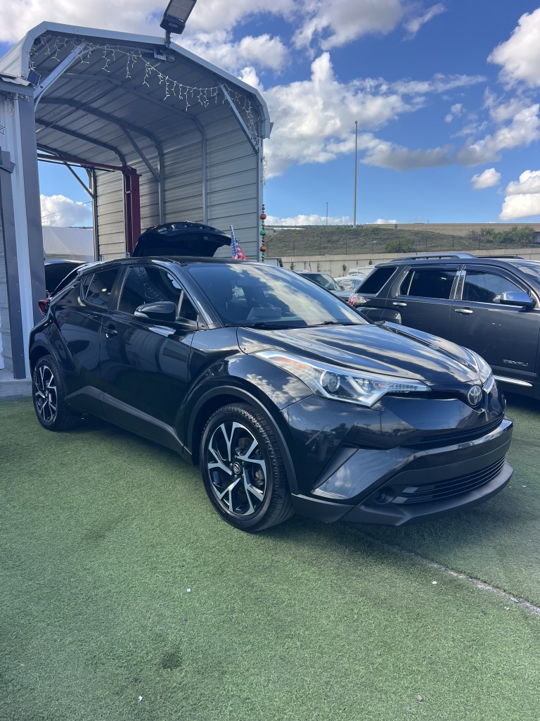 2019 Toyota C-HR XLE