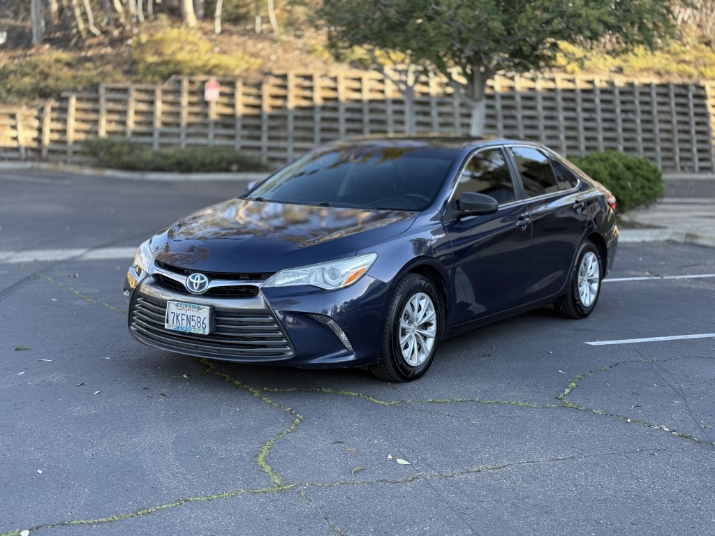 2015 Toyota Camry Hybrid