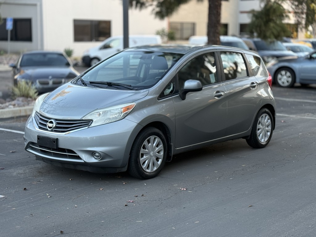2014 Nissan Versa Note SV's photo