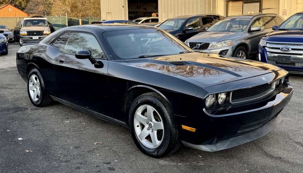 2010 Dodge Challenger SE