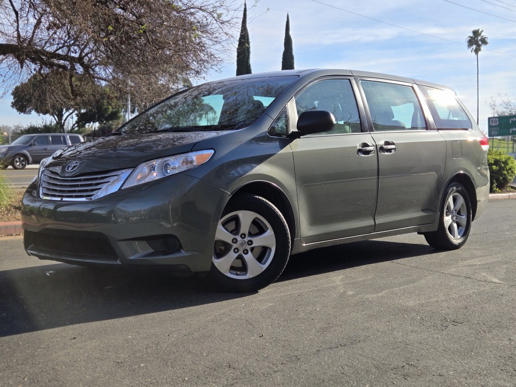 2014 Toyota Sienna
