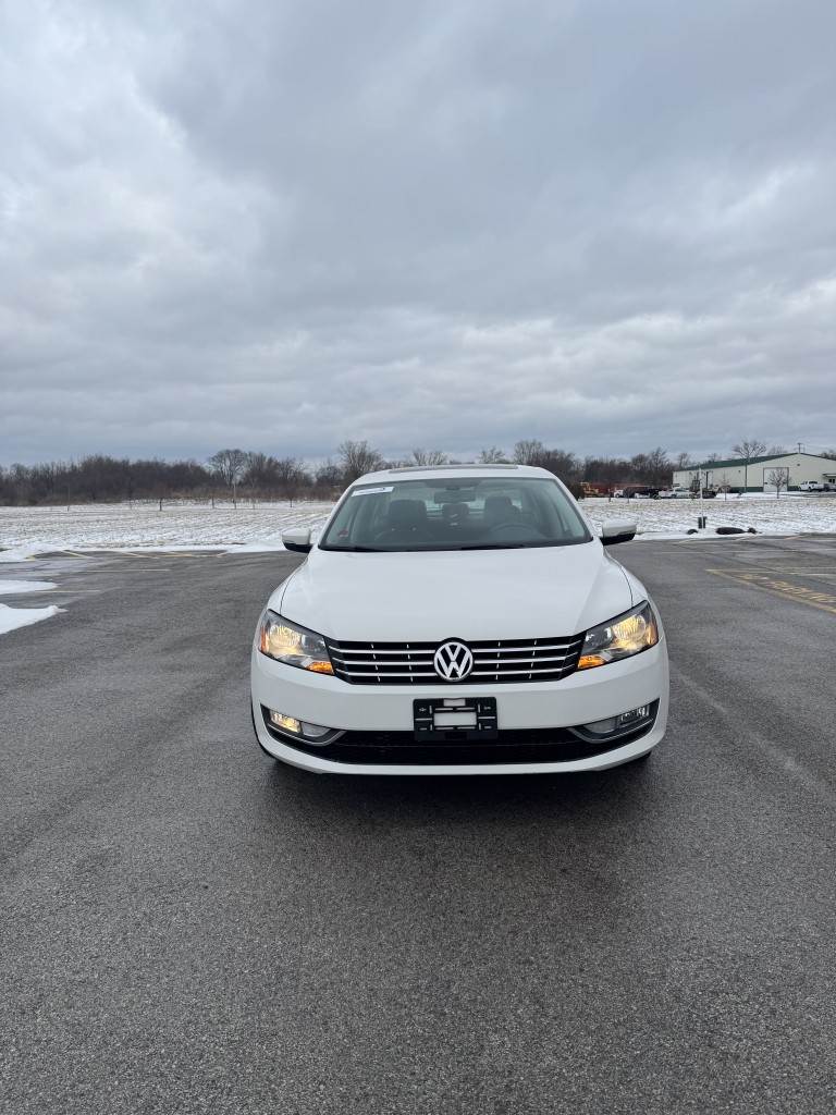 2015 Volkswagen Passat SEL Premium