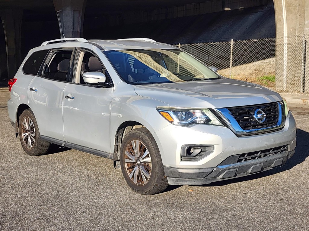 2017 Nissan Pathfinder